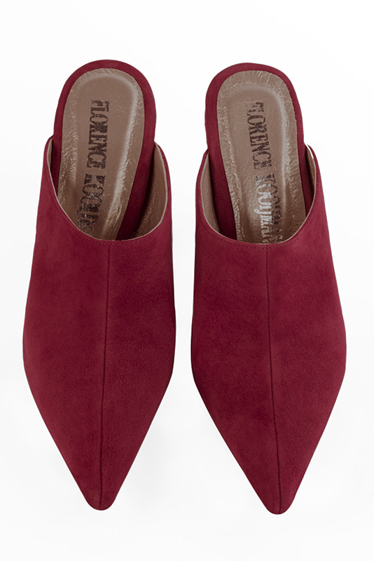 Burgundy red women's clog mules. Pointed toe. High slim heel. Top view - Florence KOOIJMAN